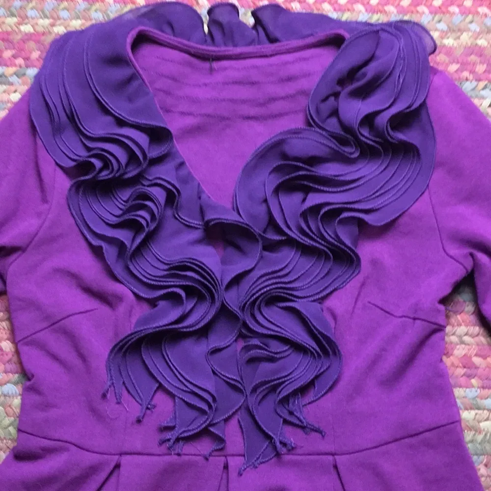 PURPLE RUFFLE DETAIL THREE QUARTER SLEEVE DRESS - Image 3
