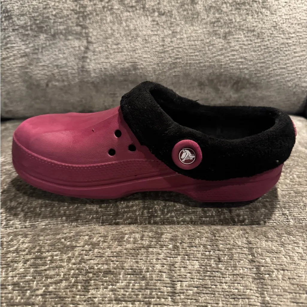 Women’s CROCS Purple Eggplant Black Insulated clogs Size 9 - Image 6