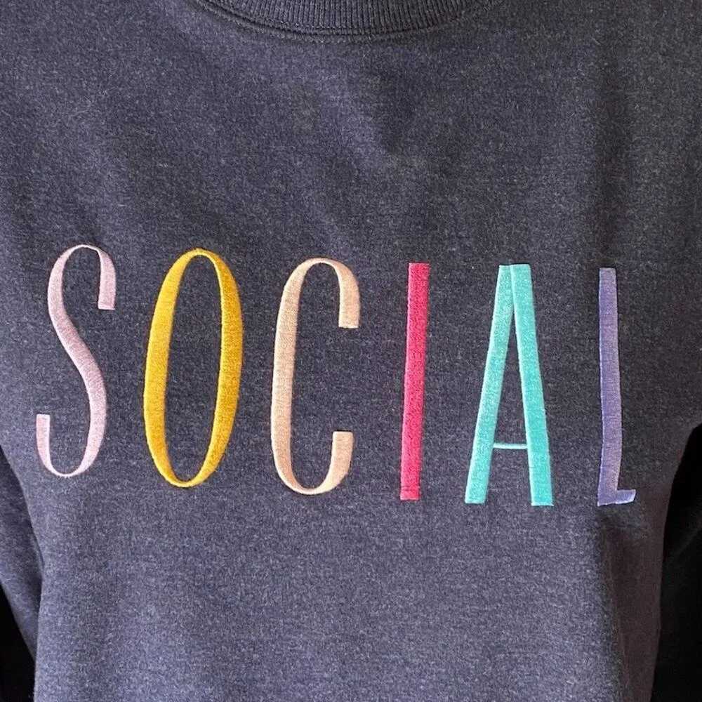 NWT ~ WILDFOX Ladies "SOCIAL" Sweatshirt ~ Navy Blue ~ Size XS ~ BRAND NEW! - Image 5