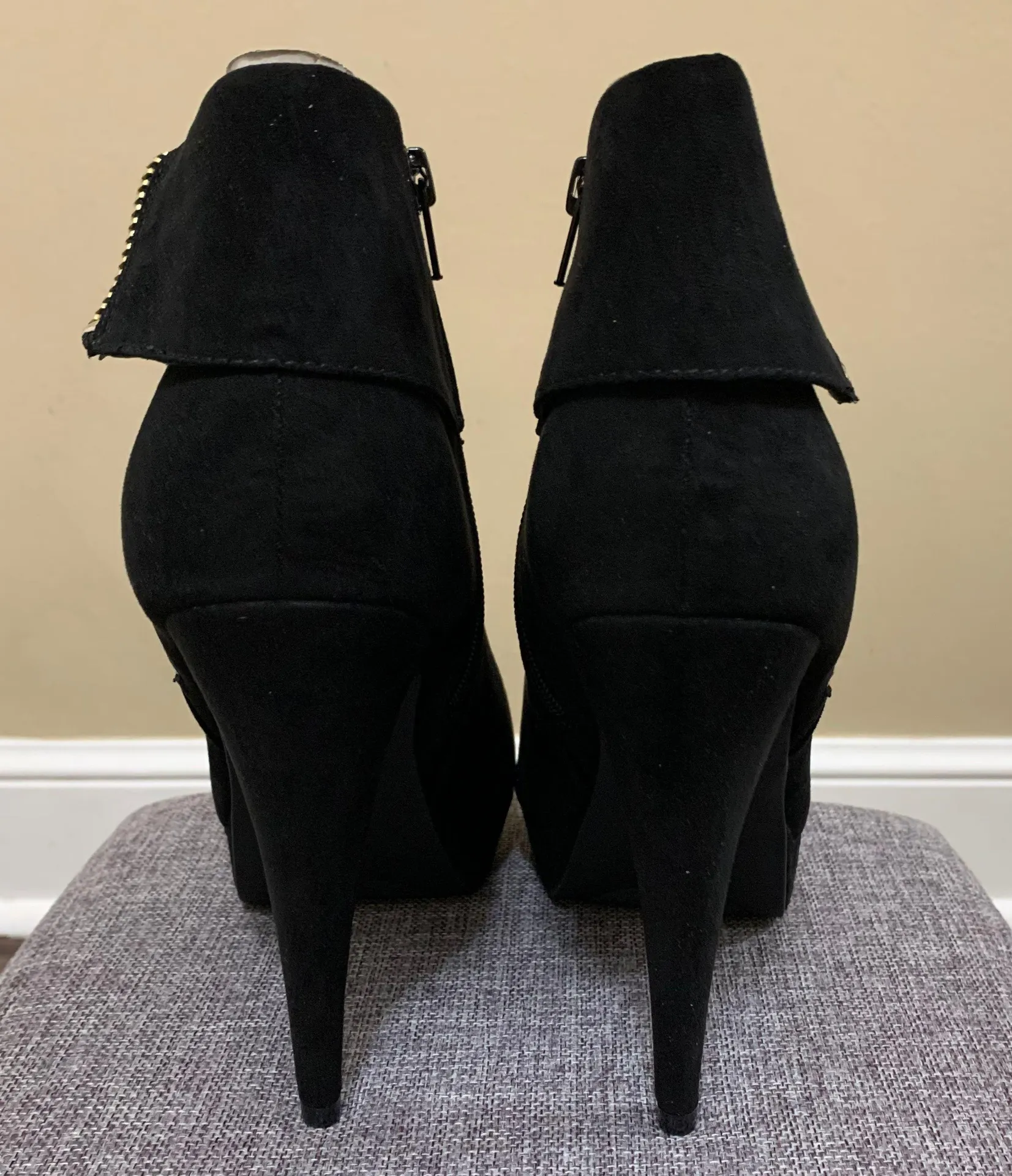 Guess G By  GBG Black Docker Boots Size 10 - Image 6