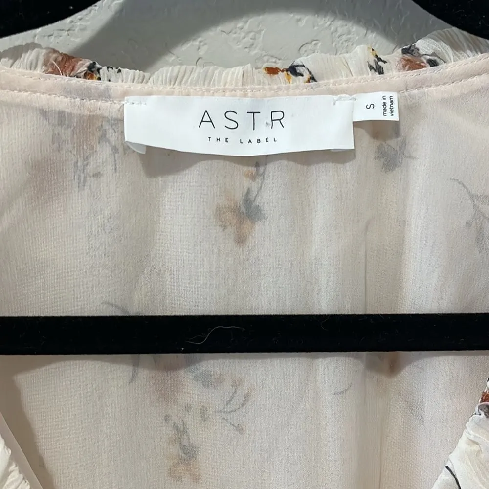 ASTR THE LABEL Long Sleeve Ruffle Floral Print Top, Size S - Image 4