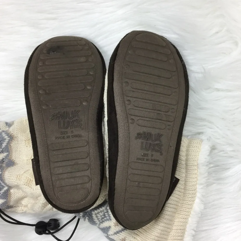 Muk Luks Sweater Boots Size 6 - Image 4