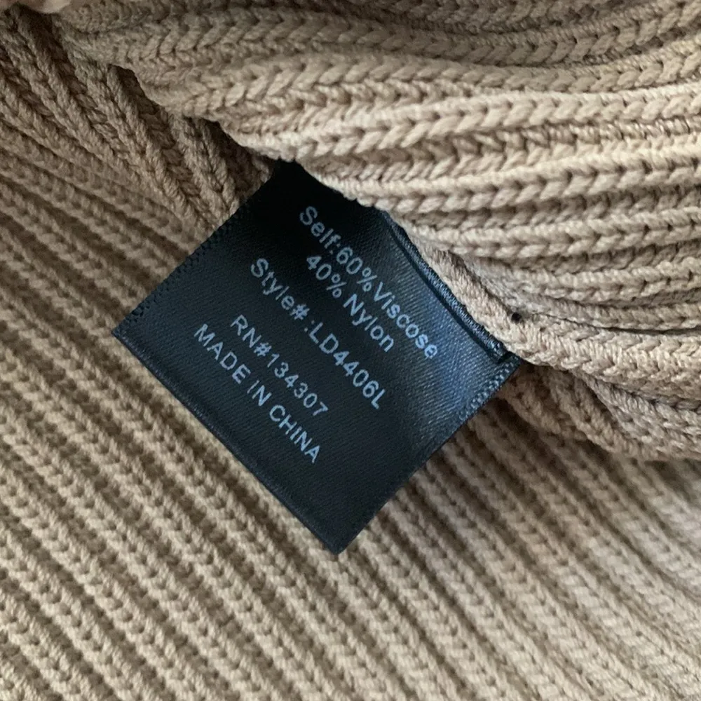 Line and Dot  sweater dress - Image 6