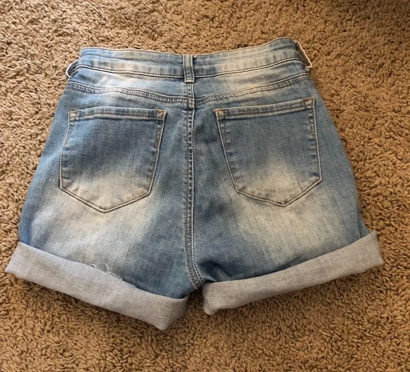 jean shorts Size 2 - Image 2