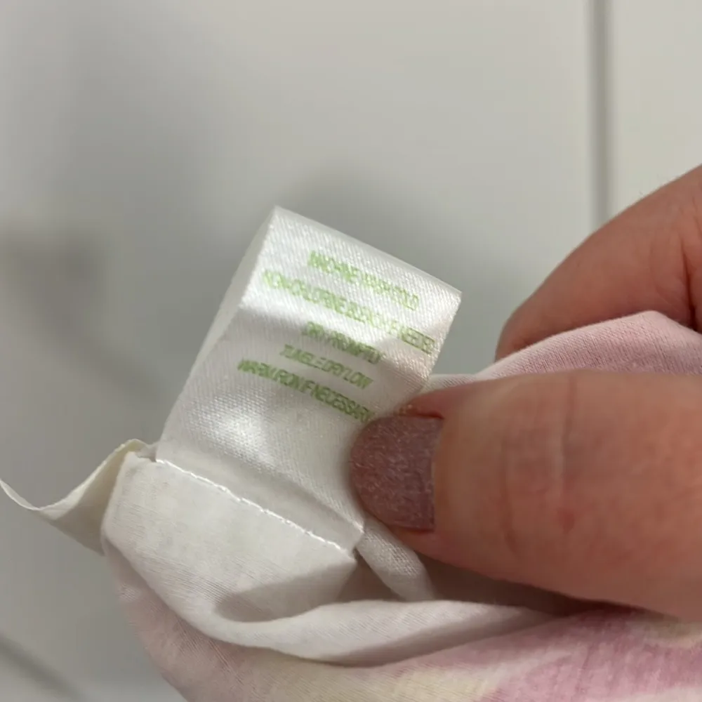 Lily Pulitzer Size 2 Pink and Yellow Floral Scalloped Hem Skirt - Image 9