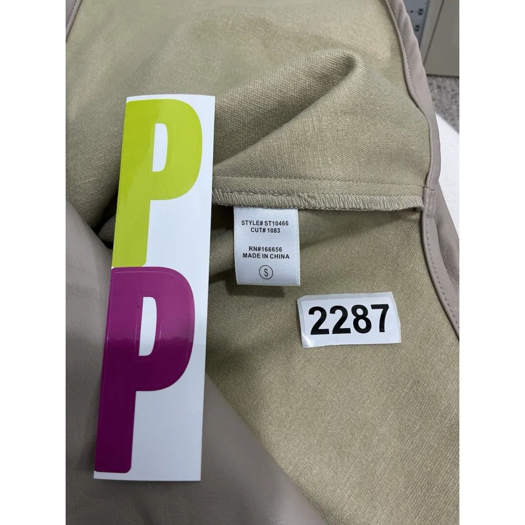 Womans Ensemble Faux Leather Pleather Shacket Beige Snap Front Small Tan - Image 4