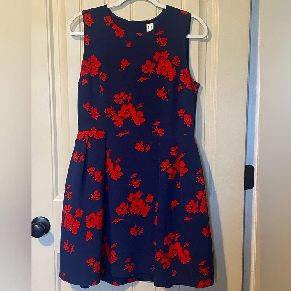 Gap Navy Blue/Red Fit and Flare Floral Sleeveless Dress - Image 2