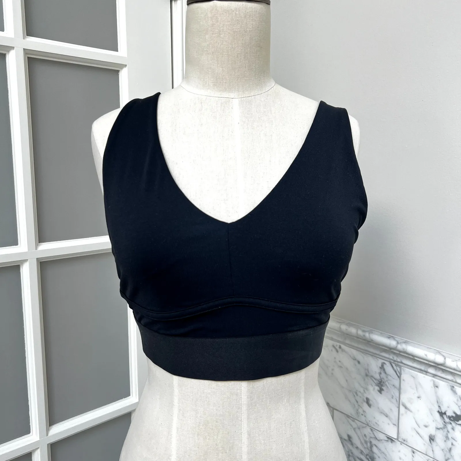 Fabletics All Day Every Day Low Impact Bra Sports Medium NWOT - Image 3