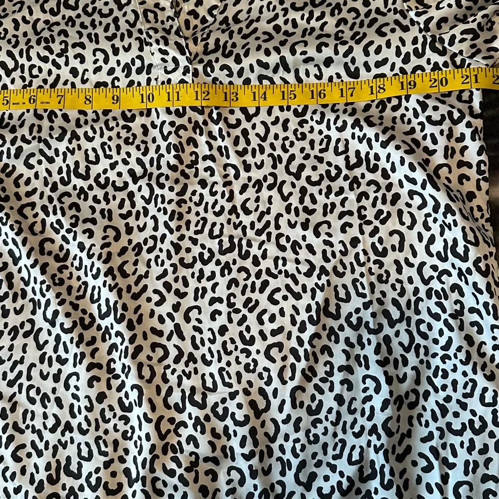 Fred David Women’s Leopard Print V-Neck Long Sleeve Blouse Top Button Cuff - Image 8