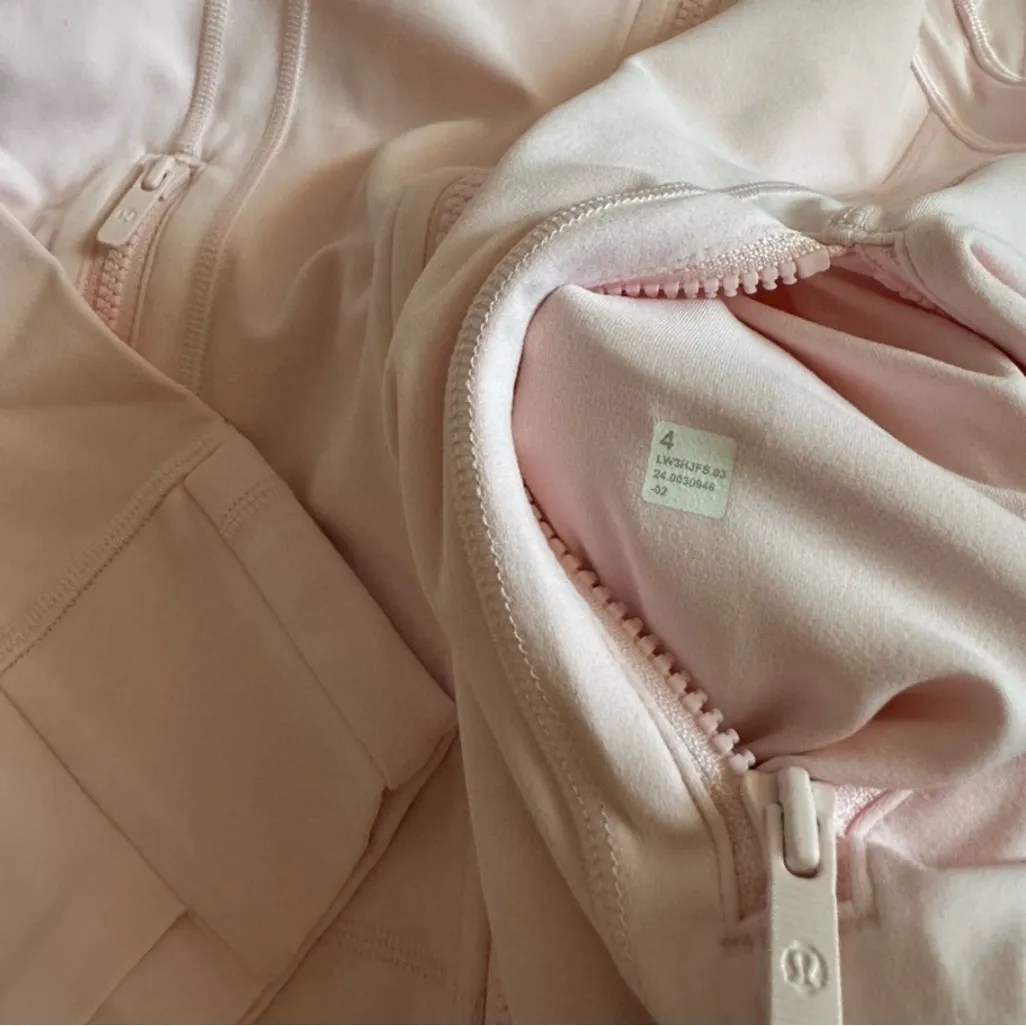 Lululemon Strawberry Milkshake Define Cropped Jacket  🍓💞🥛 - Image 5