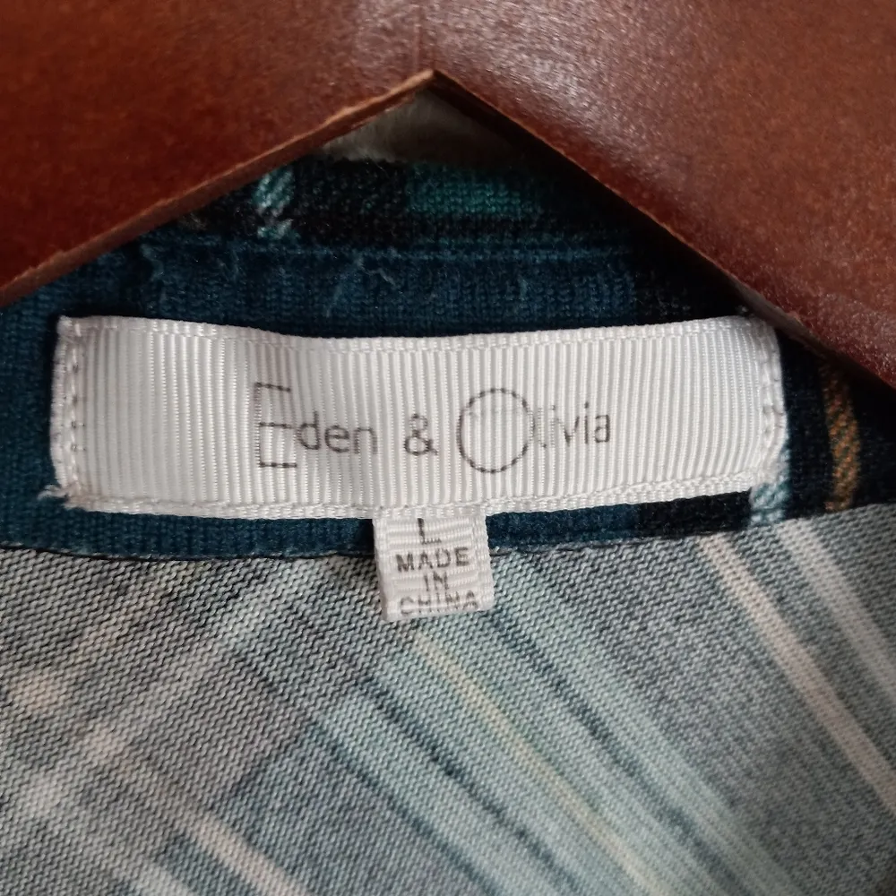 Eden & Olivia L Plaid Stretch Shirt Dress in Forest and Emerald Green - Image 9