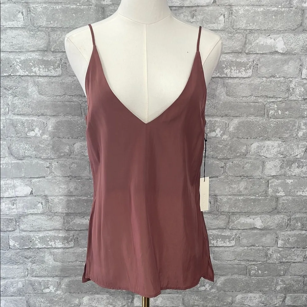 Capulet Mauve Fiore Camisole with V-Neckline - Image 2