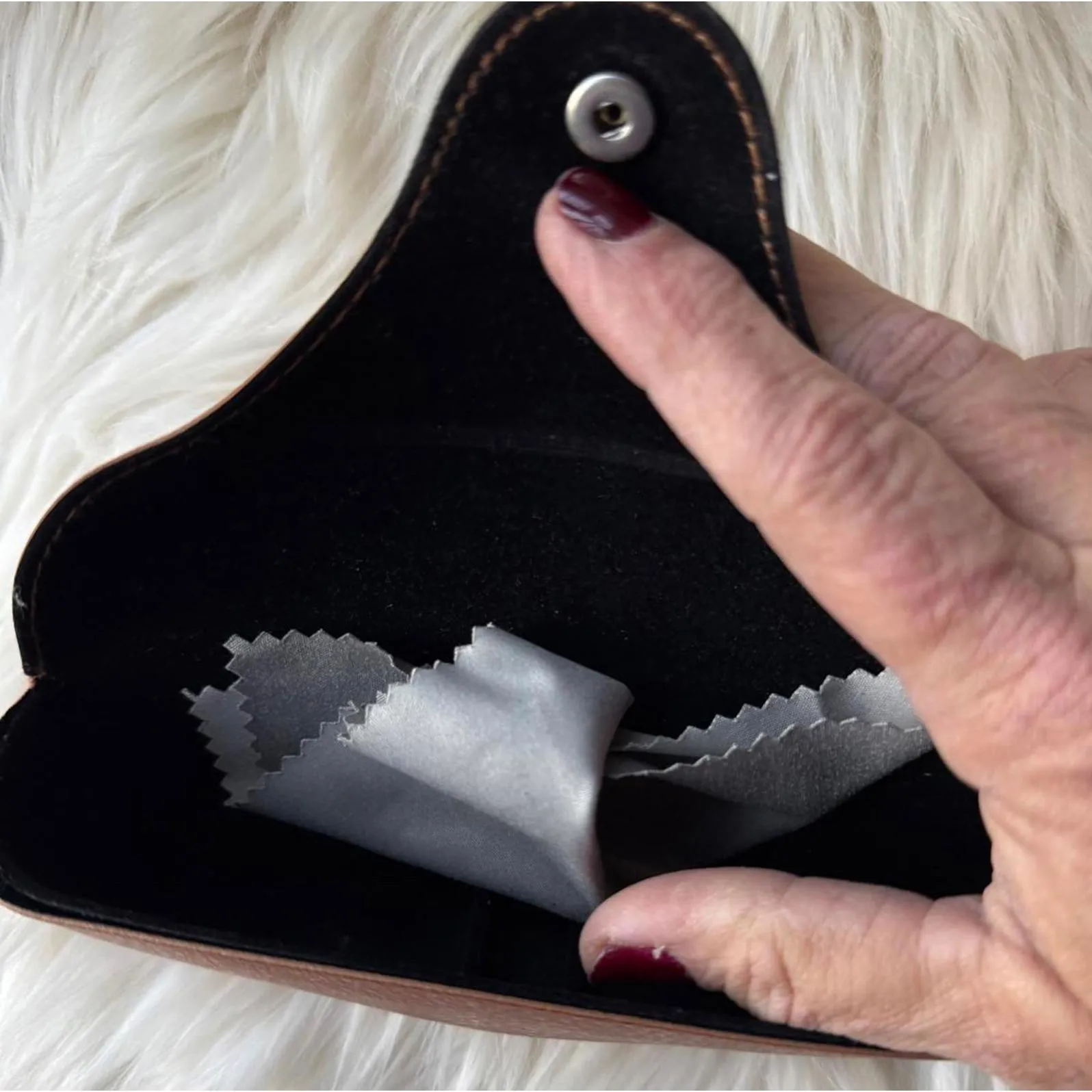 Ray-Ban Brown Leather Glasses Case - Image 3