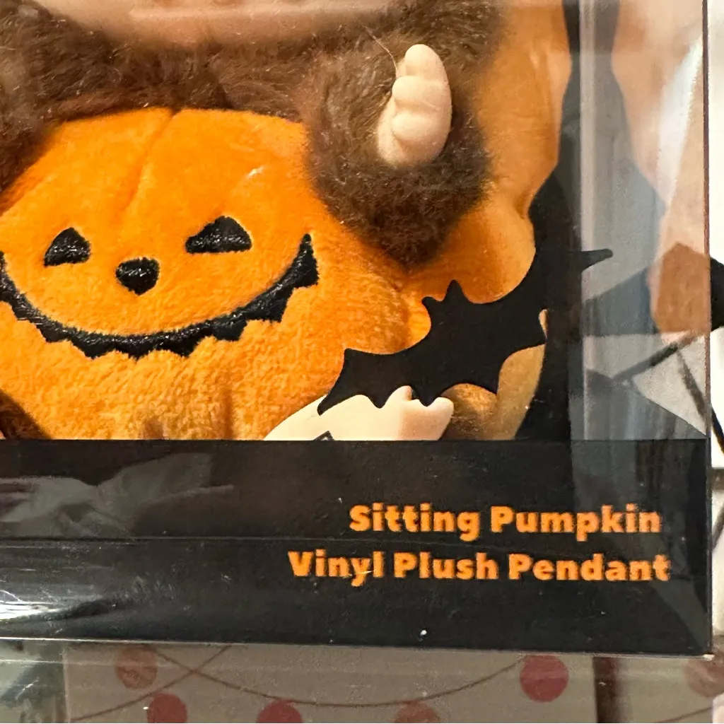 Pop Mart Halloween Sitting Pumpkin Labubu 100% authentic Orange - Image 4