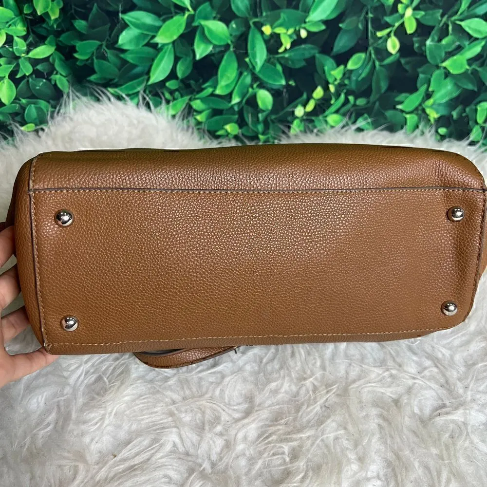 Nine West brown camel color shoulder bag - Image 13