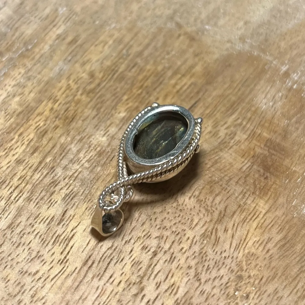 Labradorite Rope Detail 925 Sterling Silver Pendant - Image 14