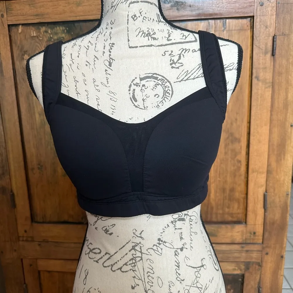 Lululemon Ta Ta Tamer Black Size 36D - Image 5