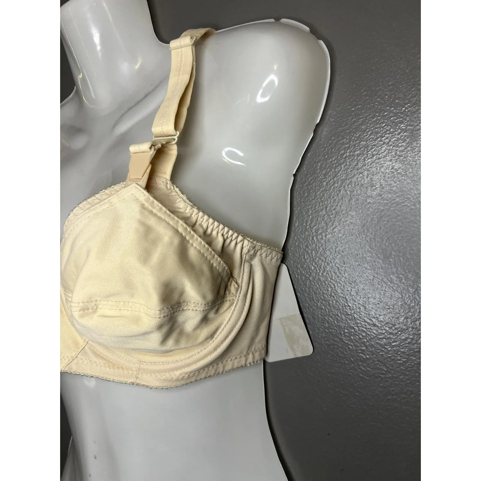 Vintage Leading Lady Bra Womens 34B Beige Nursing Soft Cup Made In USA Size undefined - Image 3