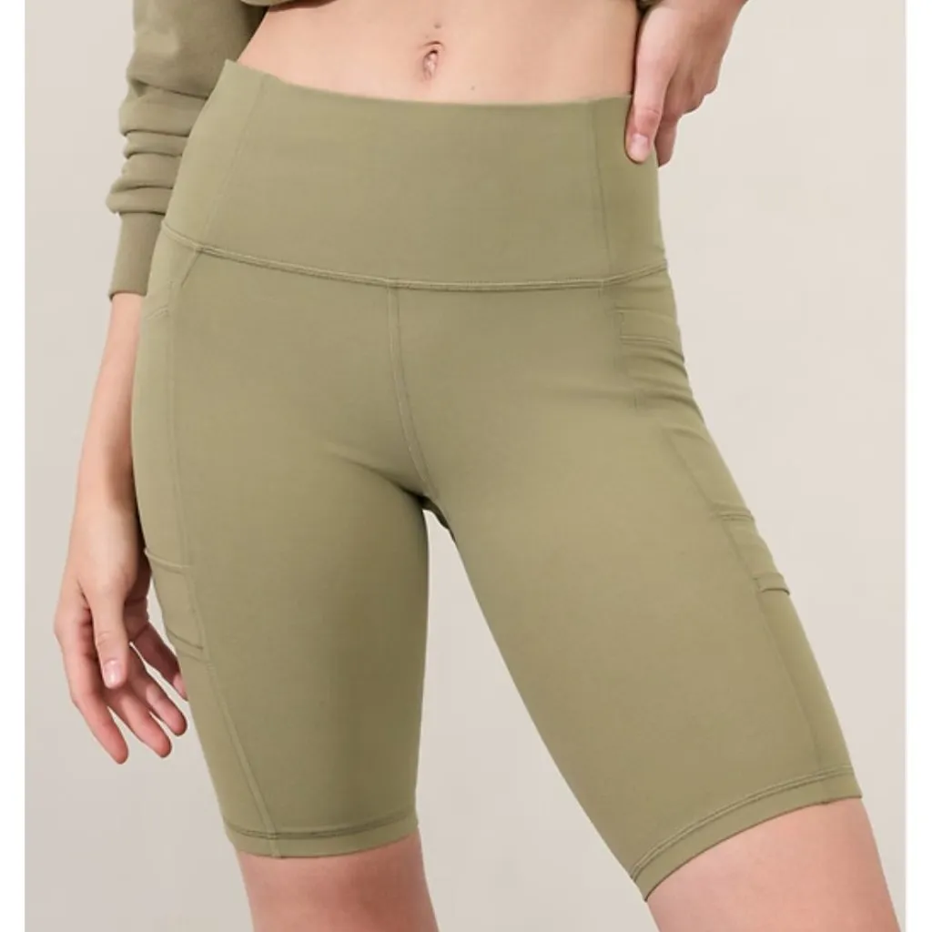 Athleta S Salutation Stash Cargo 9" Short Olive Branch Green Small - Image 5