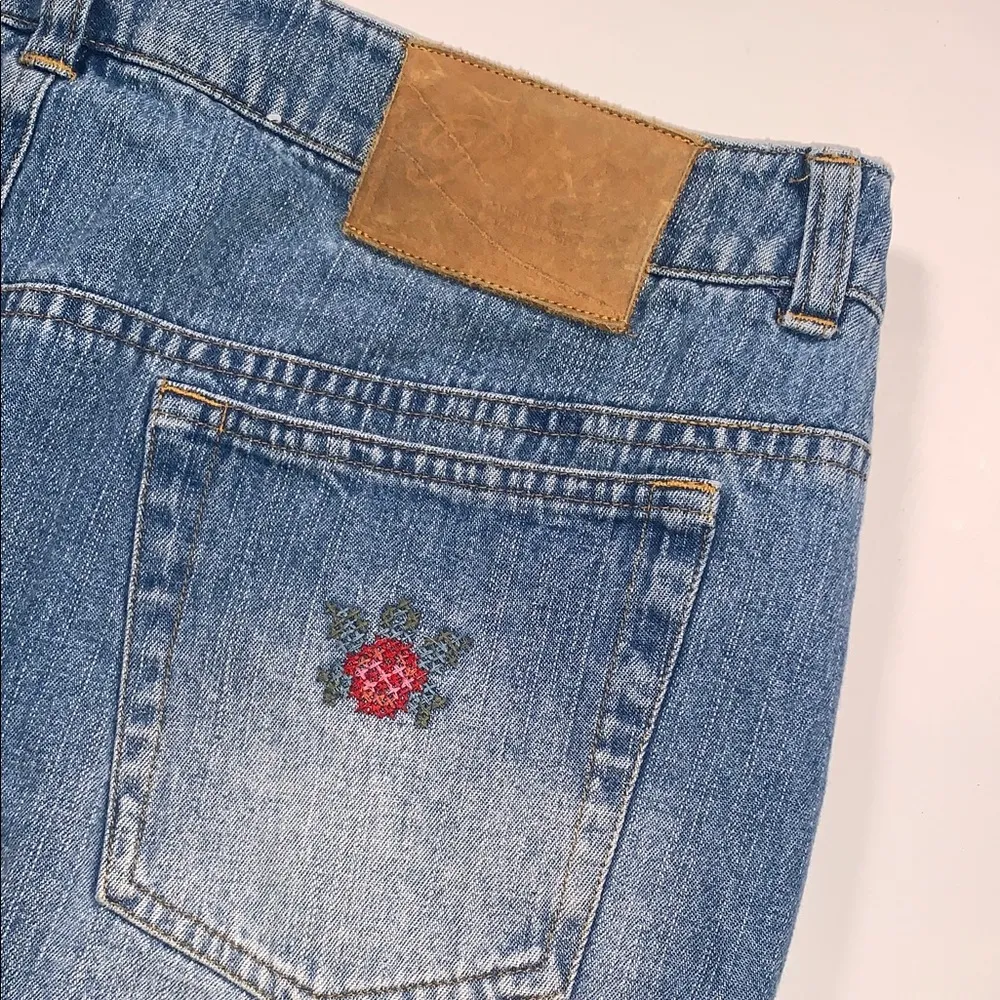 Vintage RALPH Lauren Denim Mini Skirt CrossStitch Floral Roses Embroidery 10 Y2K - Image 8