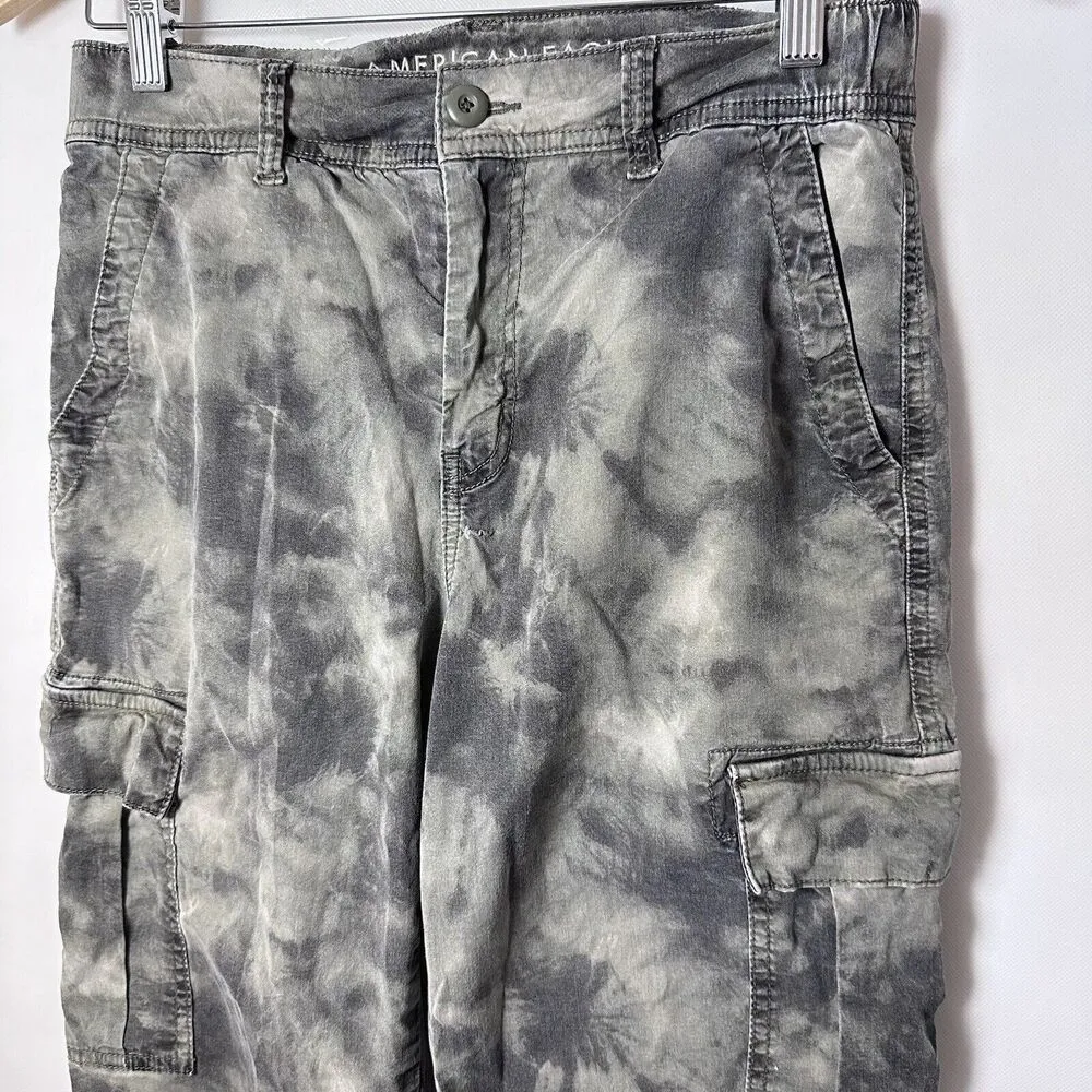 American Eagle Pants Womens 4 Long Cargo Green Gray Tie Dye Camo Print Joggers - Image 2