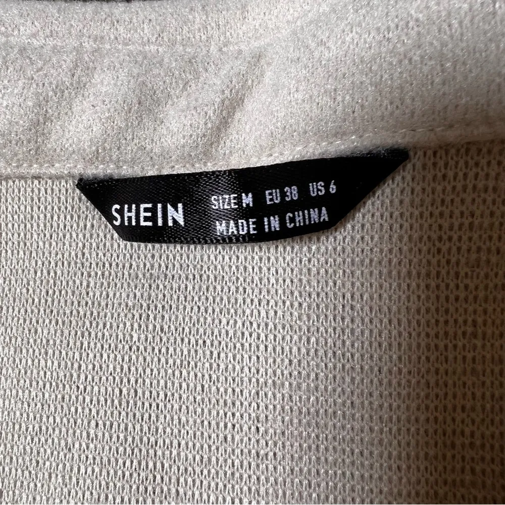 Shein Light Beige Button Up Shacket - Image 9