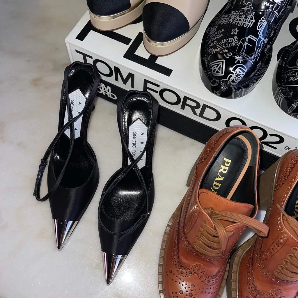 New Sergio Rossi x AREA Black Embellished Satin Metal Silver Pointed Toe Pump - Image 8