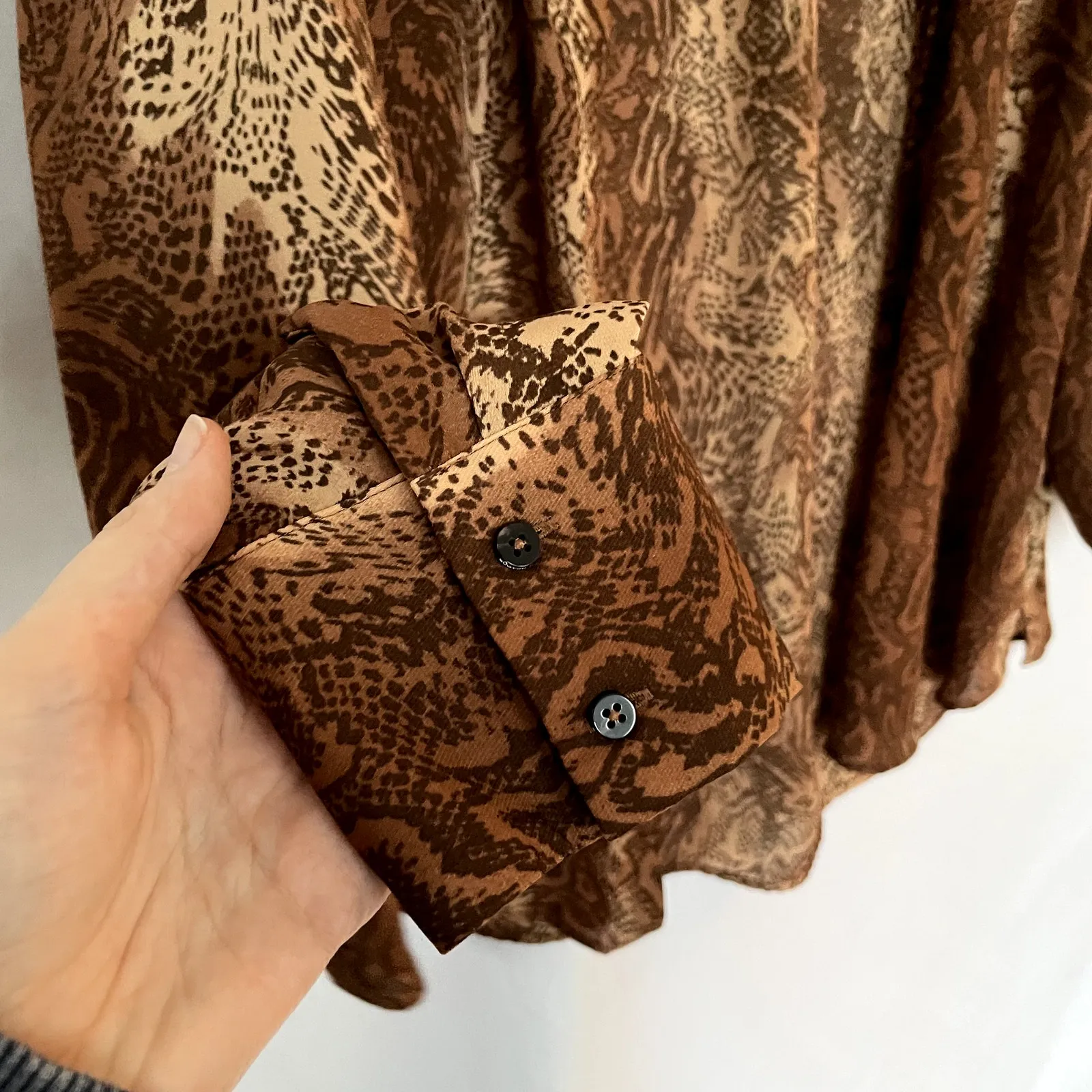 Scotch & Soda Maison Scotch starwatcher women's XL cheetah print button down - Image 5