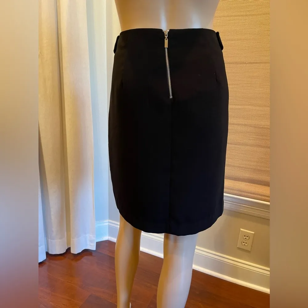 Worthington cut out lined skirt. Size 6 - Image 3