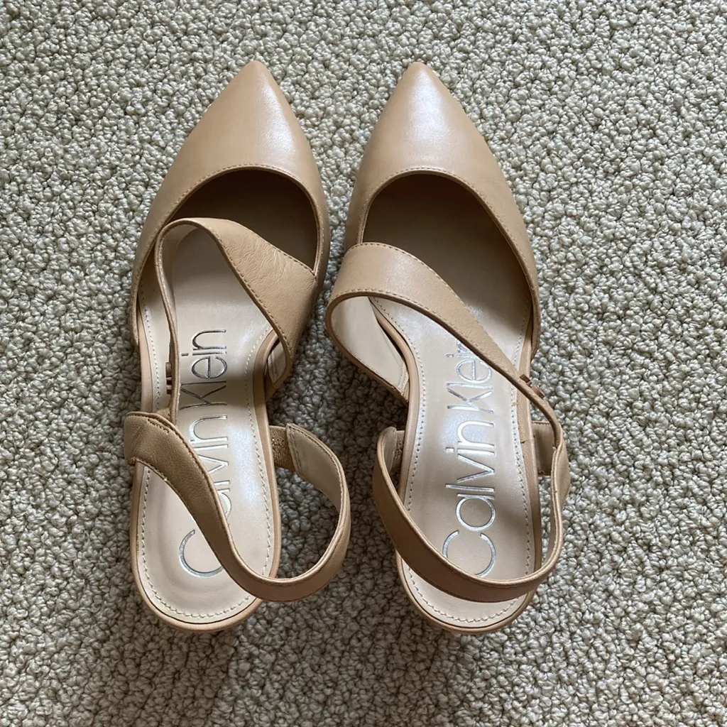 NEW Calvin Klein Slingback Nude Pumps Heels Wrap Around Kitten Mary Janes Sz 8 - Image 4