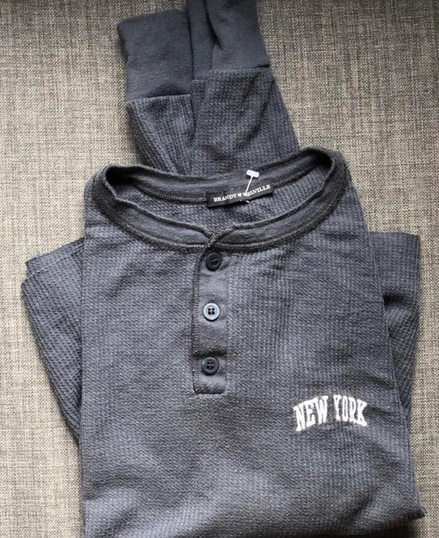 Brandy Melville New York Long Sleeve T-shirt - Image 2