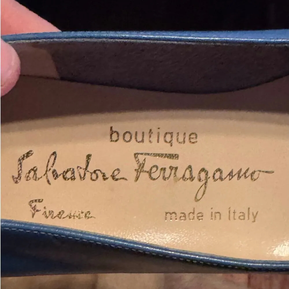 Minor scuffs Salvatore Ferragamo Boutique Vera pump shoe 9 Made in Italy - Image 6