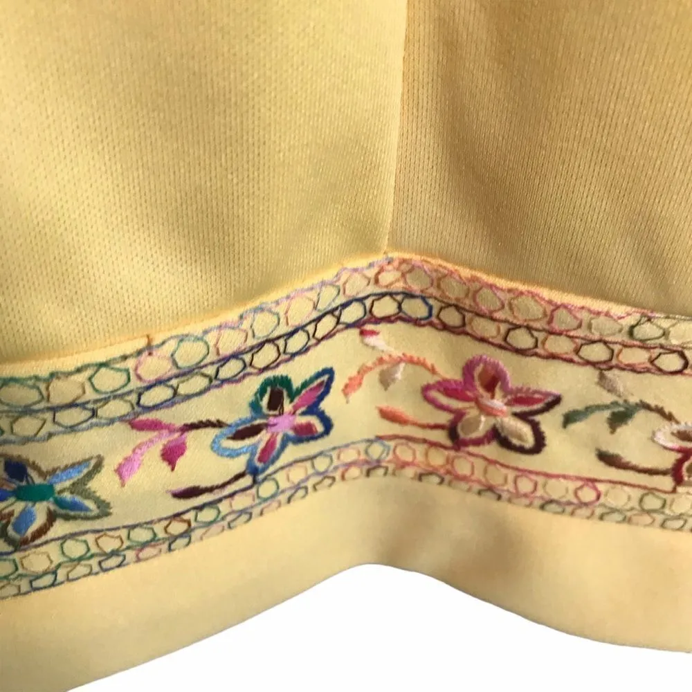 Vintage 70s Embroidered Floral Boho Pocket Skirt Dirndl, Marigold Saffron Yellow Size M - Image 13