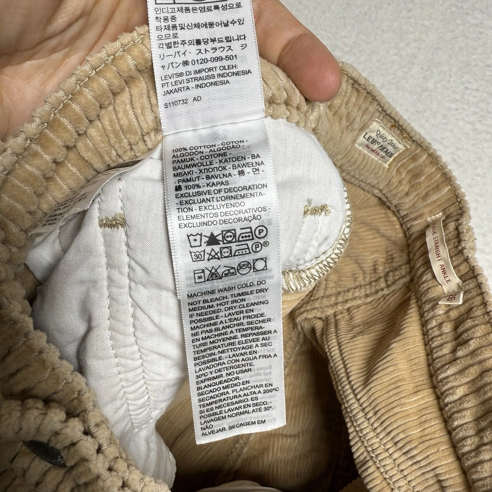 Levi's Premium Womens Ribcage Straight Ankle Corduroy Pants Size 26 Brown Tan - Image 3