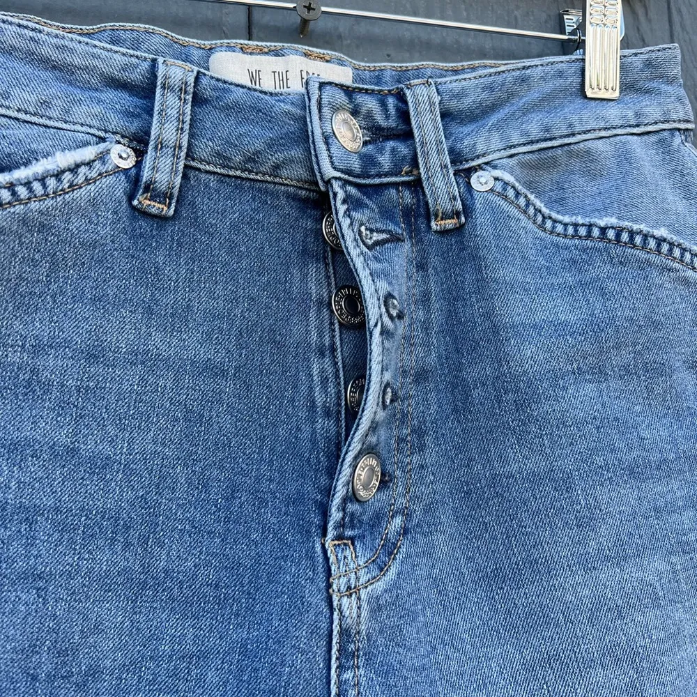 NWOT We The Free Dylan High Rise Bootcut Jeans Button Fly Distressed Siz… - Image 4