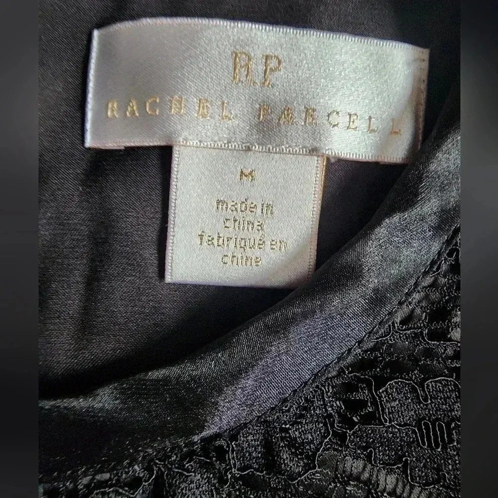Rachel Parcell ruffle shoulder lace blouse size Medium New Black - Image 9