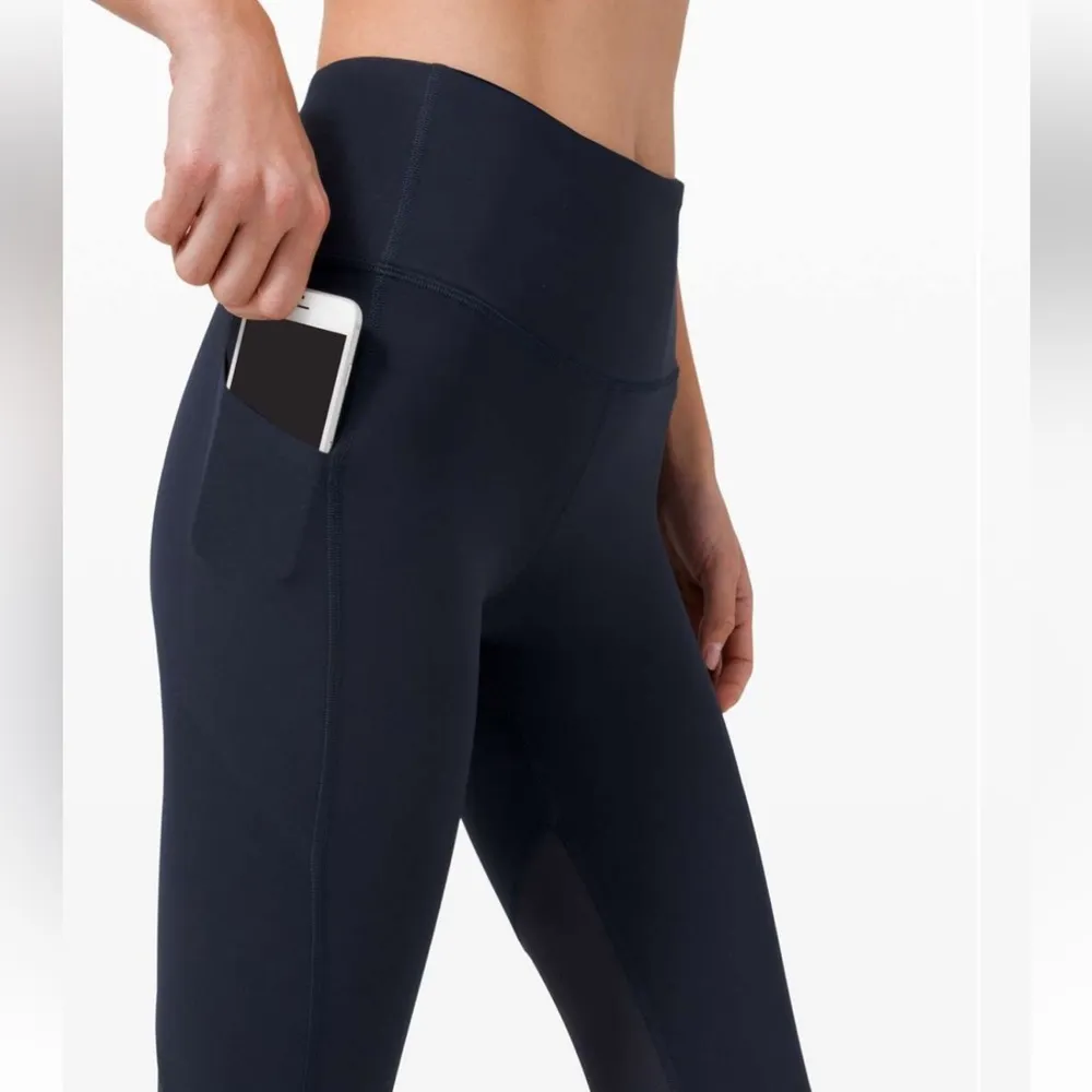 Lululemon Pace Rival High-Rise Crop 22" in True Navy - Image 4