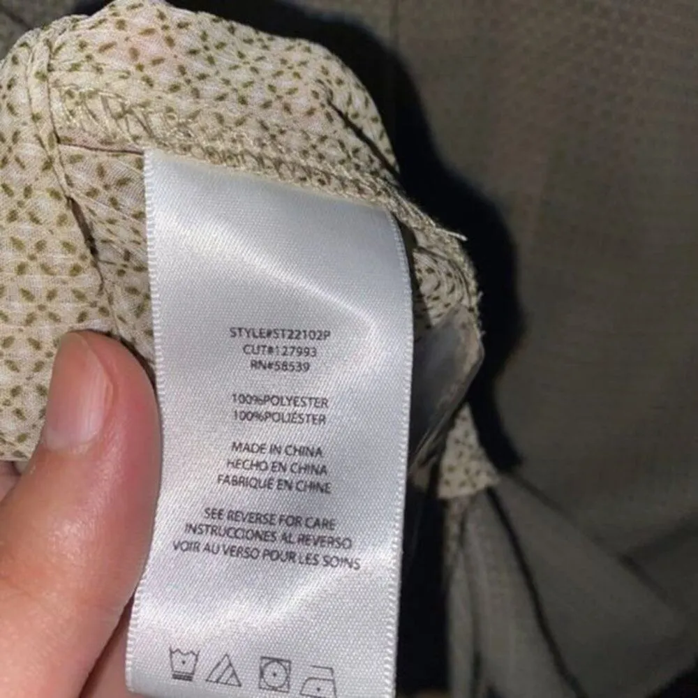 Kut From The Kloth Sheer Geometric Button Down Top Women's Size XSP - Image 3