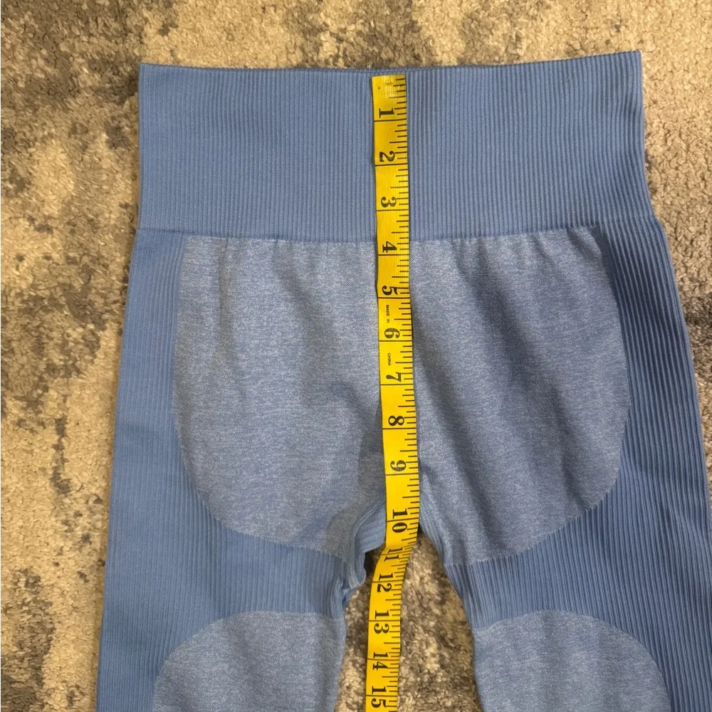 Women’s Blue Prettylittlething Leggings - Image 4