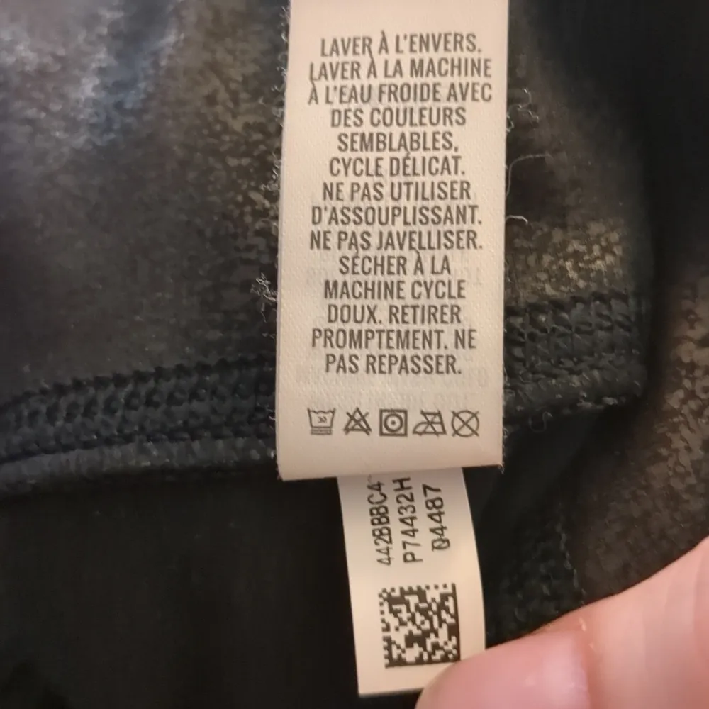 Aerie offline black faux leather leggings size small - Image 5