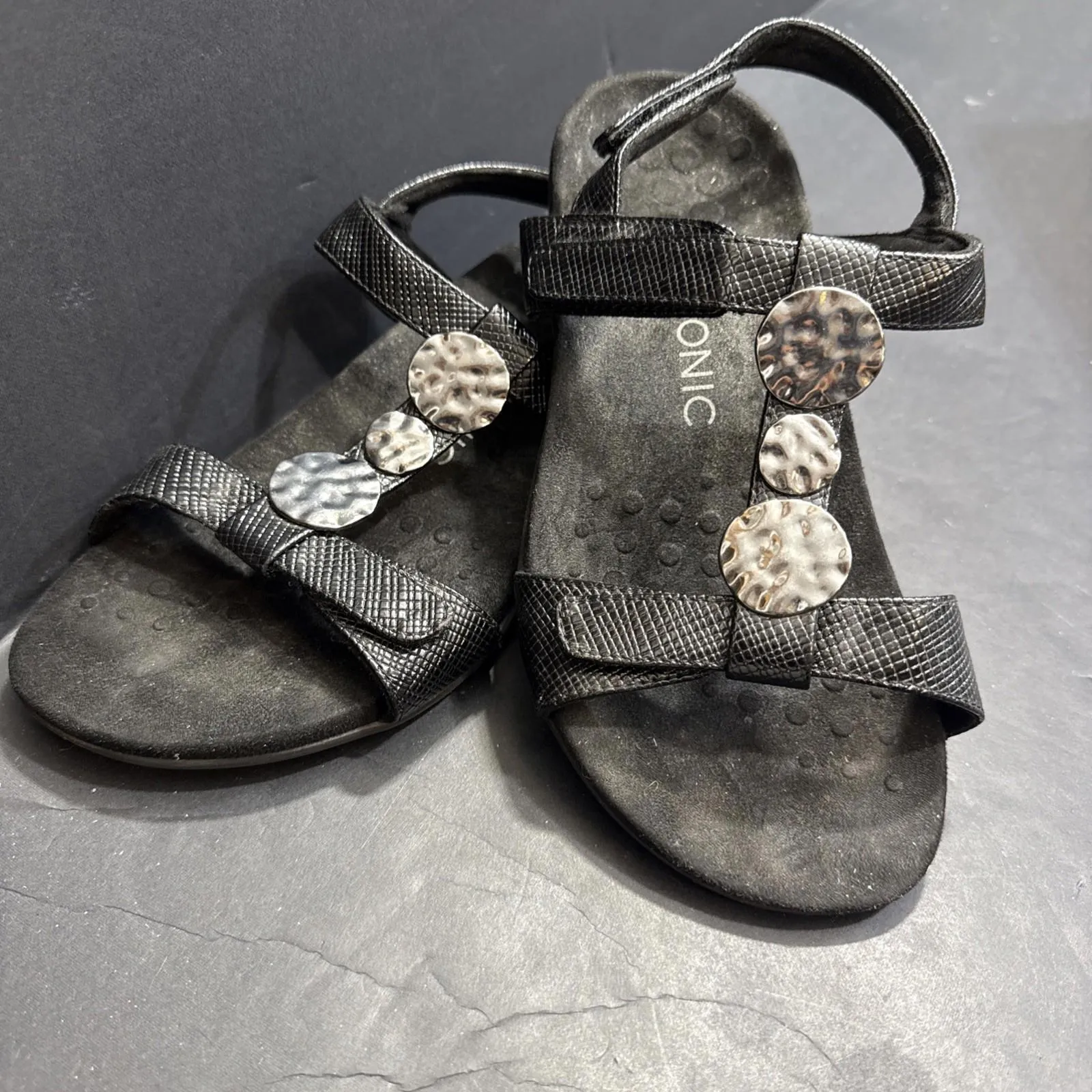 Vionic Farra Lizzard Outdoor Walking Orthotic Adjustable Open Toe Sandal 7.5 Wid - Image 9