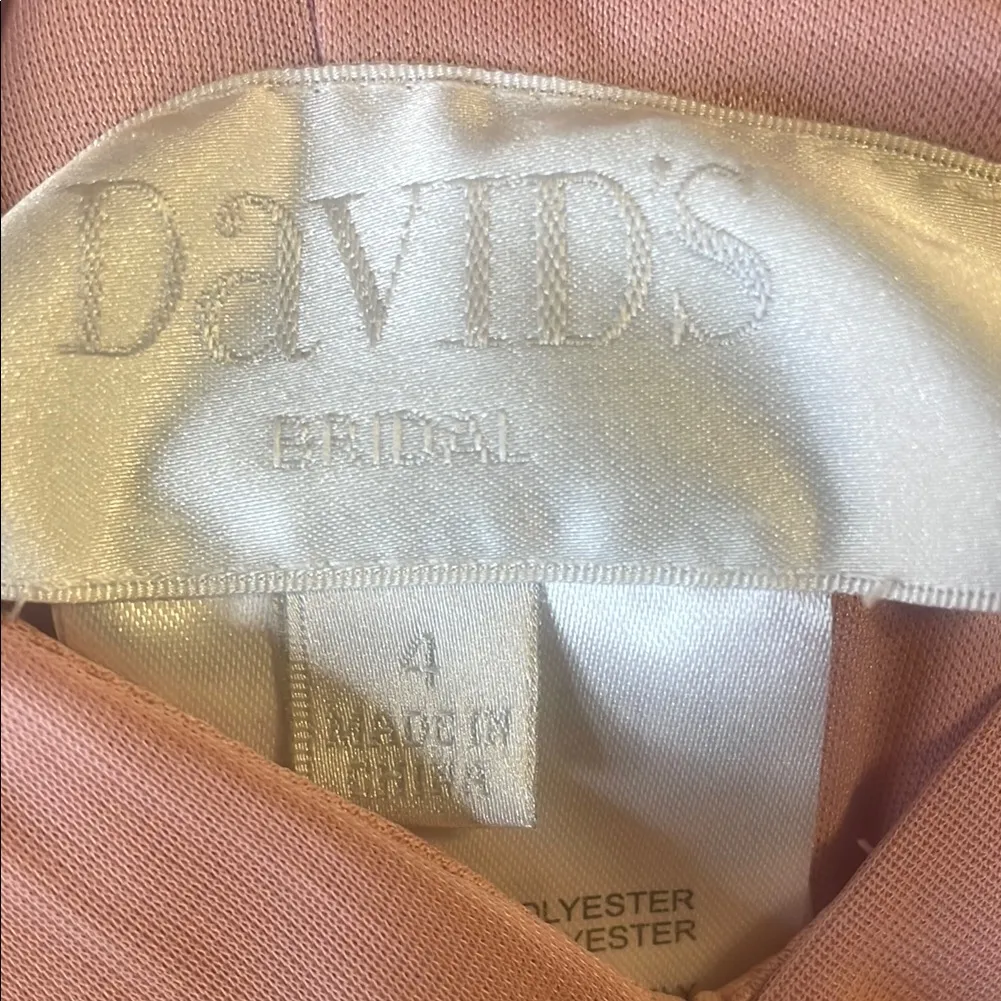 David's Bridal Blush Pink
Spaghetti Strap Gown - Size 4 - Image 2