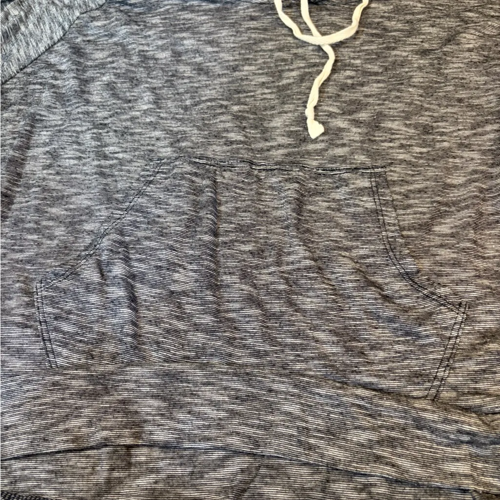 Hollister Lightweight Hoodie Sweatshirt - Image 3