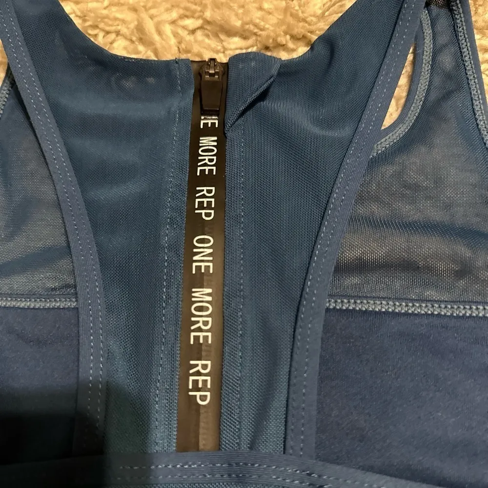 Zyia Active Sports Bra Women's Small All Star One More Rep Mesh Panel Navy Blue - Image 4