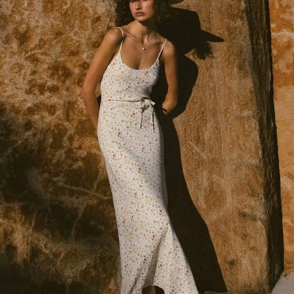 Charlie Holiday Daisy Midi Dress Ditsy Floral - Image 7