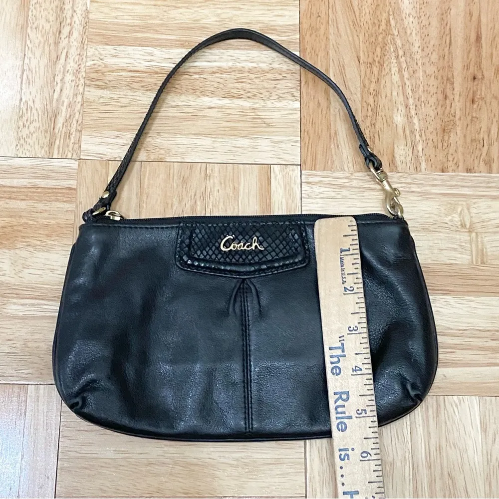 COACH 1941 Black Leather Wristlet Mini Bag - Image 7