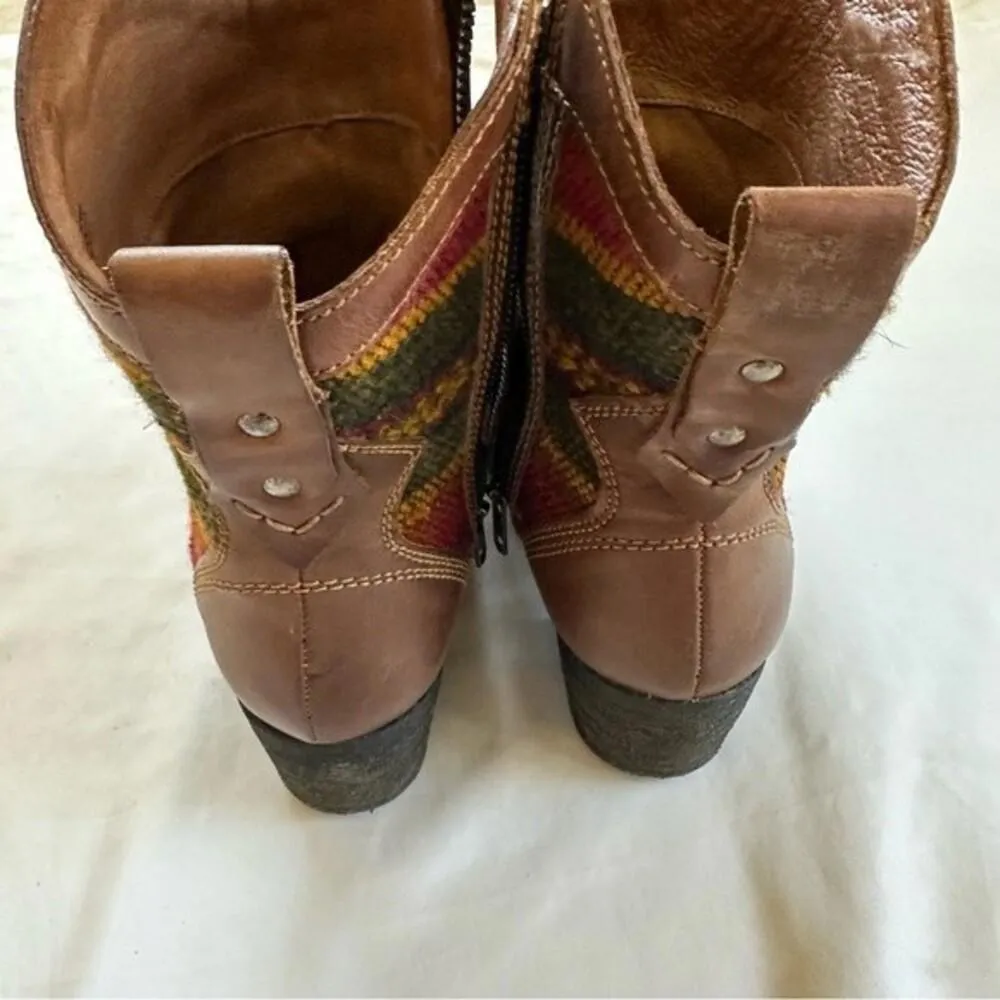 BORN MOE3 Western Boots Brown Size 7 - Image 5