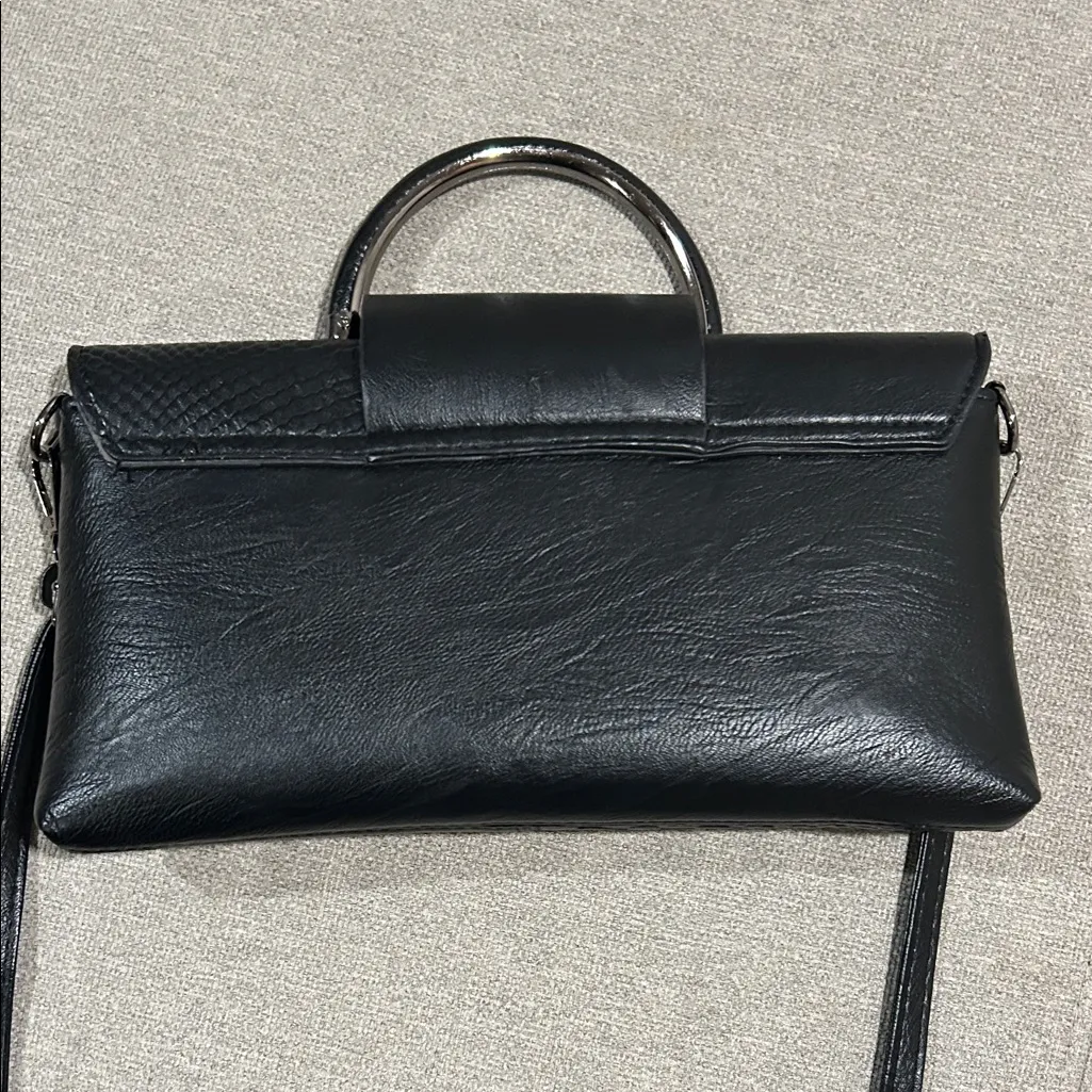 Elegant Black Textured Women's Crossbody Bag EUC - Image 7