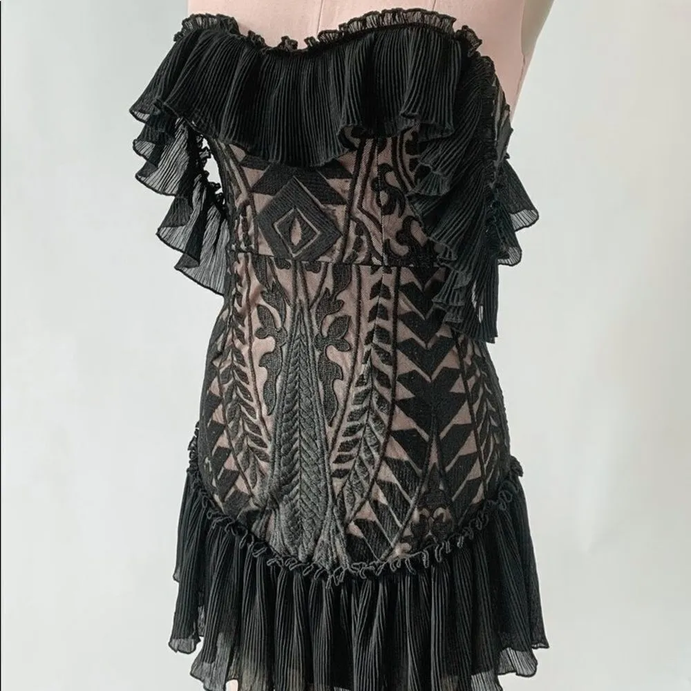 ✨ LOVE SWEPT DRESS✨ - Image 2