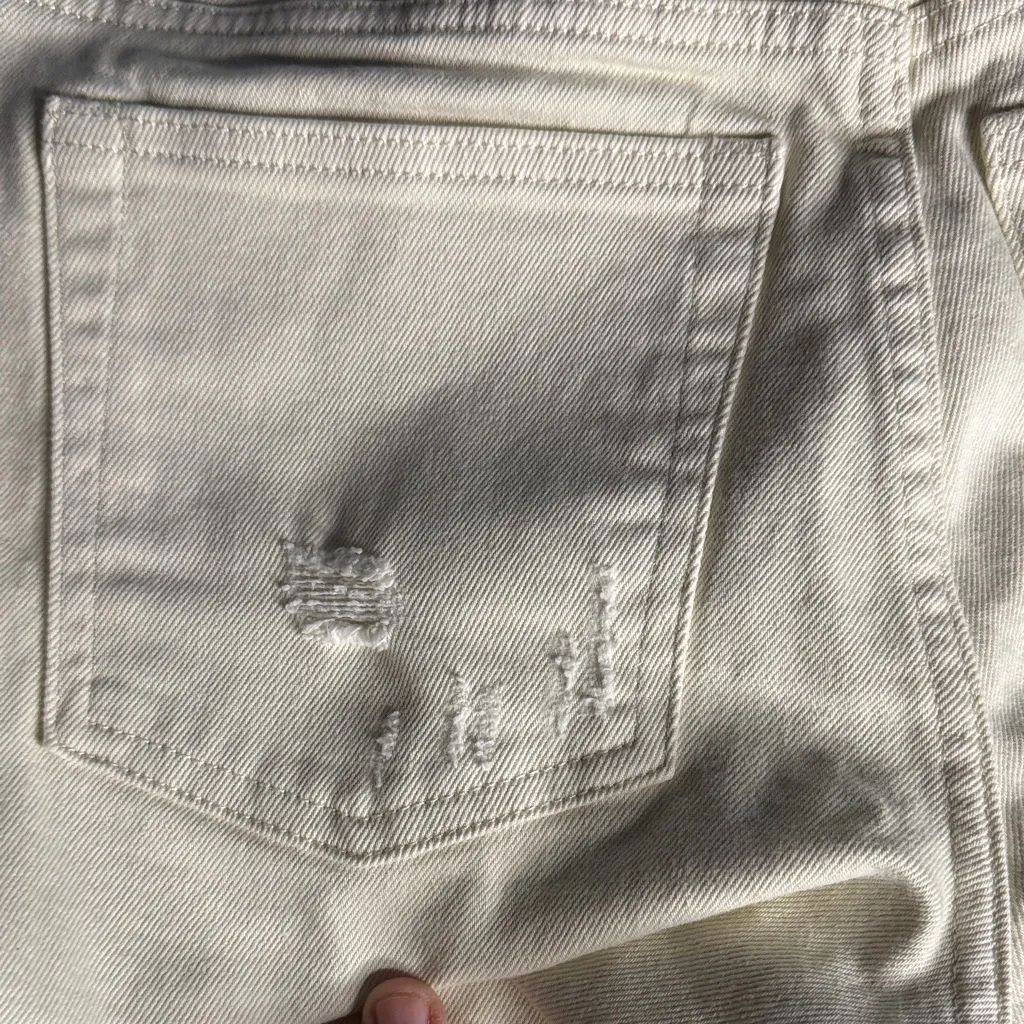 Free Assembly Cream Straight Leg Distressed Jeans Size 8P - Image 11